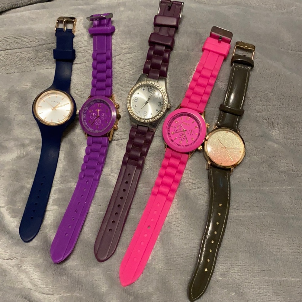 ✨Bundle of 5 Soft Silicone watches